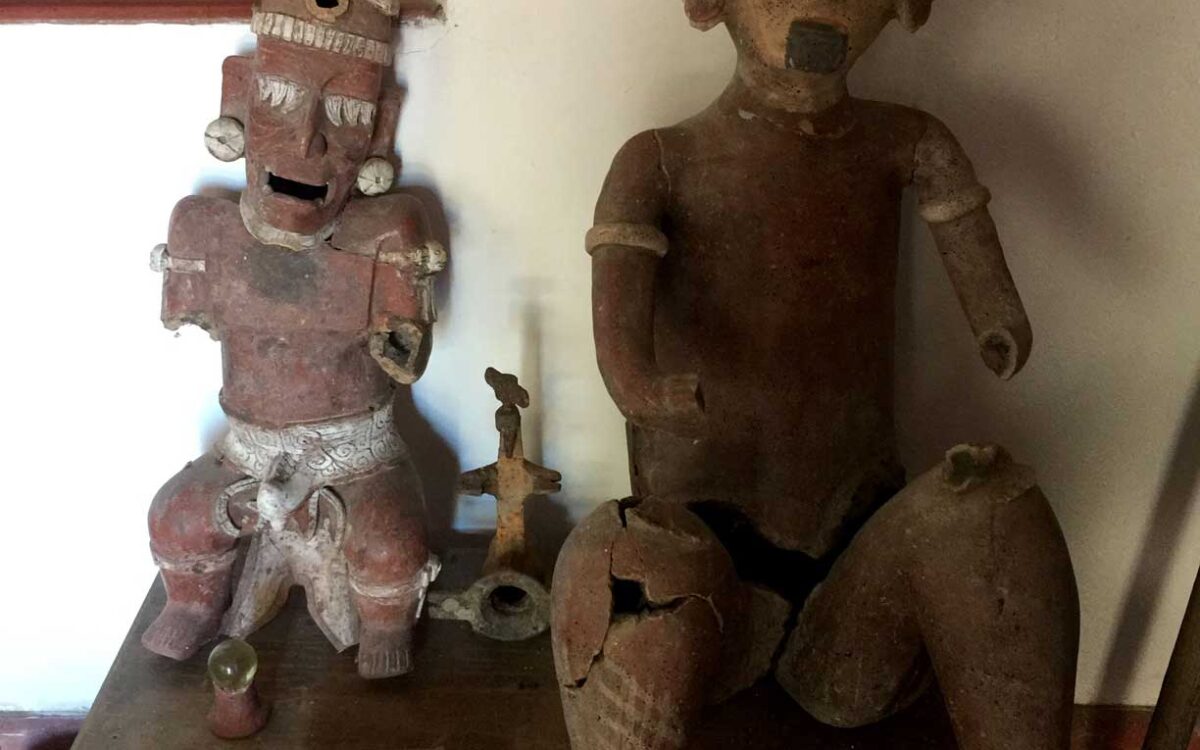 Visit ¨San Sebastian of the West¨, gold mining historic town.